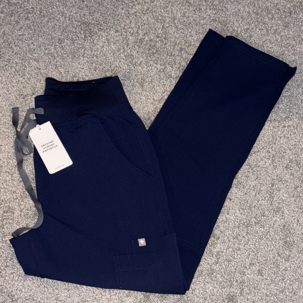 FIGS NWT Navy High Waisted Yola XS/Petite